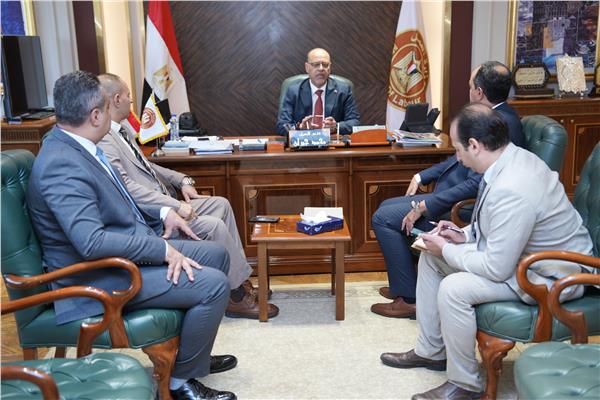 وزير العمل وصندوق مكافحة الإدمان يبحثان تعزيز التعاون لتأهيل وتشغيل المُتعافين