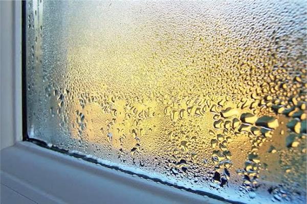 بارتفاع درجات الحرارة والرطوبة في المناطق الساحلية 