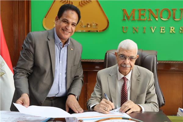 الدكتور أحمد القاصد رئيس جامعة المنوفية يعتمد نتيجة بكالوريوس التربية النوعية