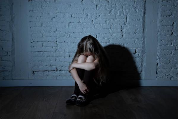 أضرار ختان الإناث