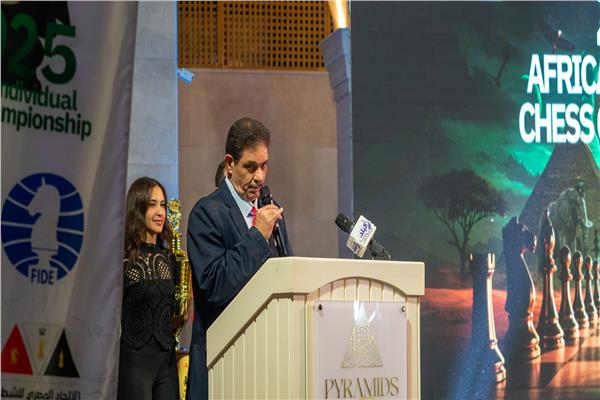 مختار عمارة 