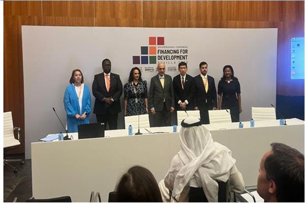 جانب من اللقاء