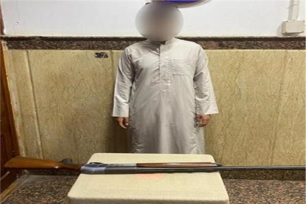 مطلق الأعيرة النارية  