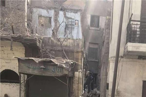 عقار السيدة عائشة المنهار