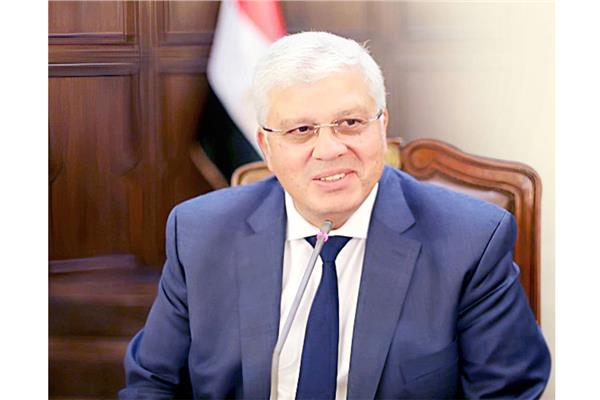  د. أيمن عاشور