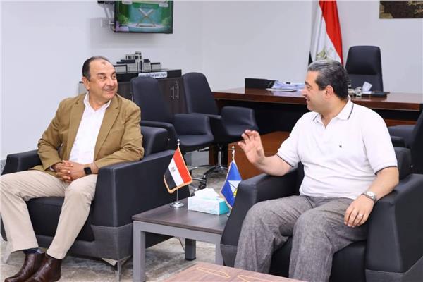 محافظ دمياط يستقبل وزير قطاع الأعمال في مستهل زيارته للمحافظة