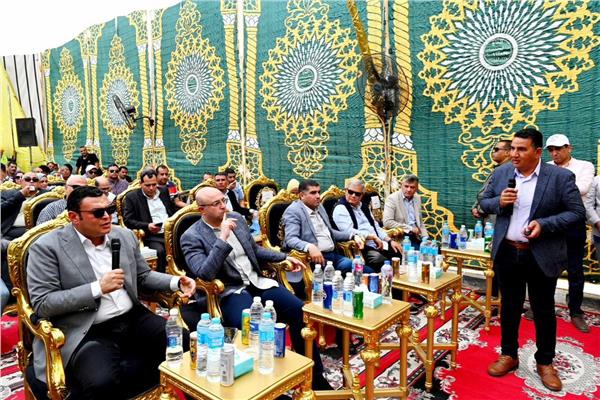 وزير الإسكان ومحافظ بني سويف يتابعان موقف المشروعات