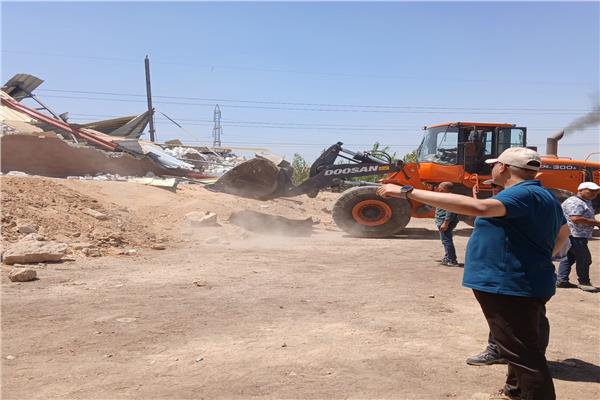  حملة مكبرة لإزالة التعديات بقرية بلقس