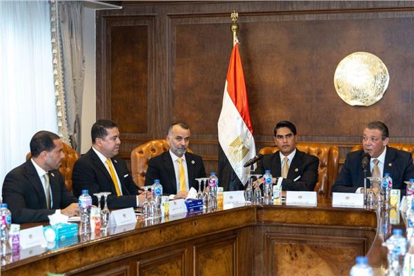 اجتماع لقيادات ومرشحي "الشعب الجمهوري" يضع ملامح المرحلة المقبلة