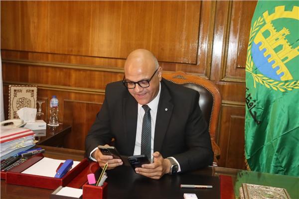 محافظ القليوبية يهنئ أوائل الدبلومات الفنية