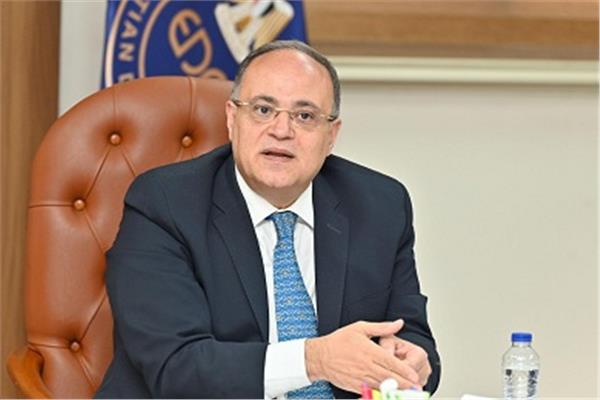  رئيس هيئة الدواء المصرية الدكتور علي الغمراوي