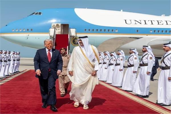 الرئيس الأمريكي ورئيس الوزراء القطري
