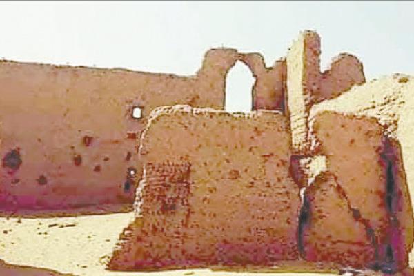 أطلال القلعة الحربية التى أنشأها شيخ العرب همام