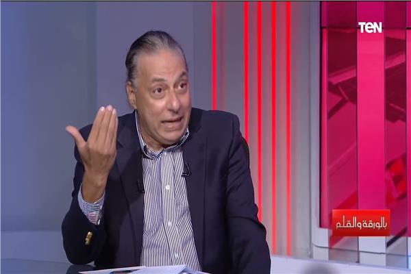 الدكتور محمد كمال، أستاذ العلوم السياسية