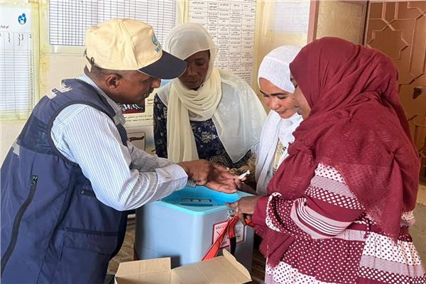 الكوليرا تغزو ولايات السودان