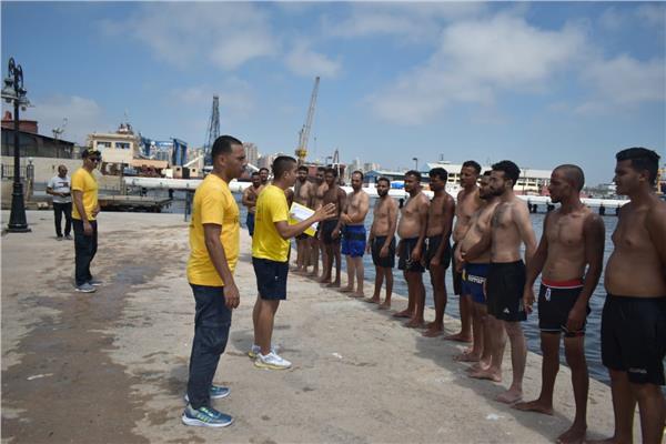 فرق الإنقاذ وتعزيز إجراءات السلامة على شواطئ الإسكندرية