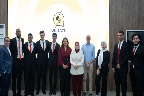 جامعة مصر للمعلوماتية تطلق تطبيق الكتروني