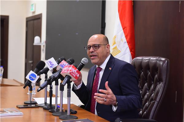 وزير العمل، محمد جبران