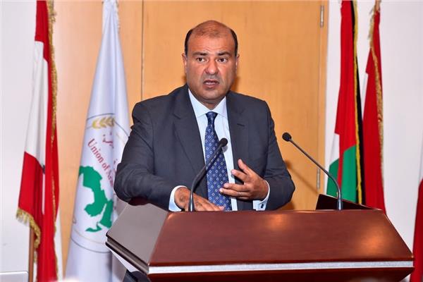 الدكتور خالد حنفي