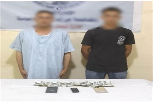 المتهمين
