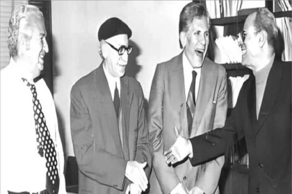 نجيب محفوظ ويوسف إدريس وتوفيق الحكيم وإحسان عبد القدوس