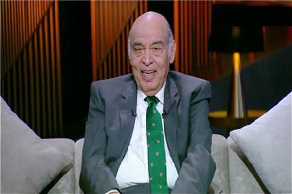 الكابتن علي أبو جريشة، نجم الكرة المصرية