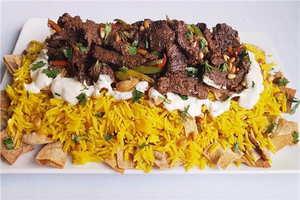 فتة شاورما اللحم السوري