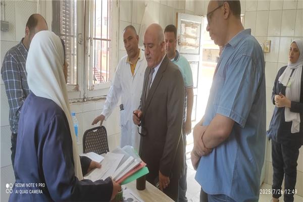 جولة وكيل وزارة الصحة بالقليوبية في المنشآت الصحية بمدينة قليوب