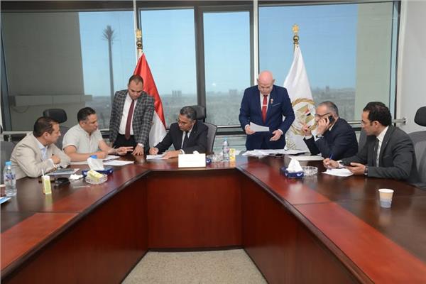 وزير التموين