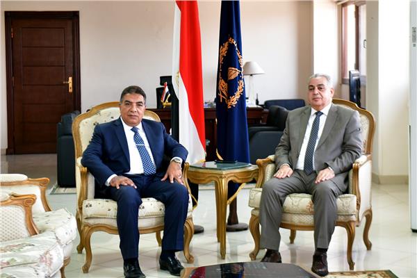 اللواء طارق مرزوق، محافظ الدقهلية يلتقي مدير أمن الدقهلية الجديد