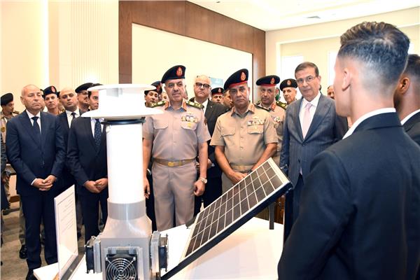 رئيس الأركان يشهد إنطلاق فعاليات المؤتمر العلمى الدولى الخامس للإتصالات