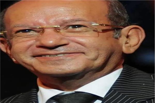 الفنان الراحل لطفي لبيب