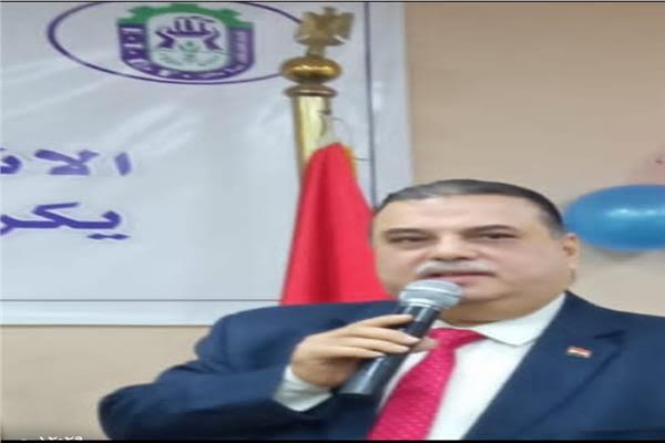محمد كامل رئيس اتحاد نقابات عمال محلي الجيزة
