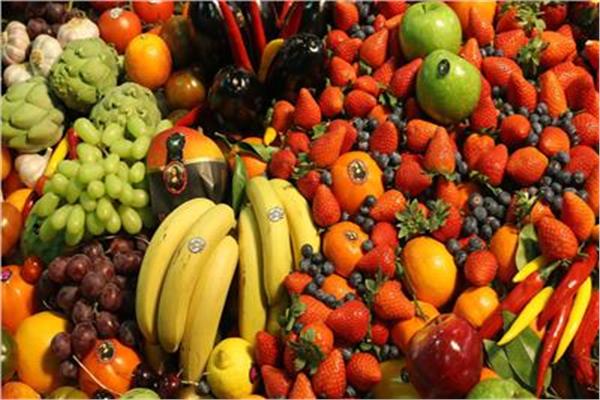 الفاكهة اليوم الإثنين 4 أغسطس فى سوق العبور للجملة