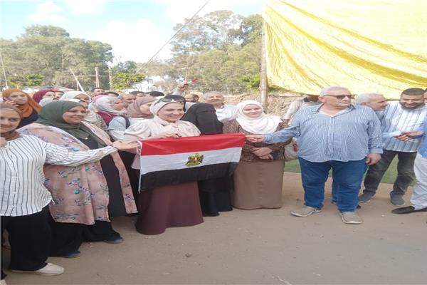  أهالي قصاصين الأزهار للإدلاء بأصواتهم في انتخابات مجلس الشيوخ