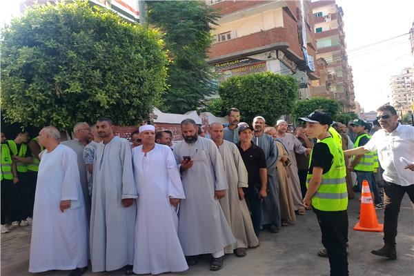 توافد المواطنين على اللجان بمحافظة البحيرة