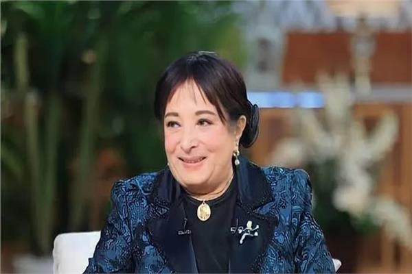 سميرة عبد العزيز
