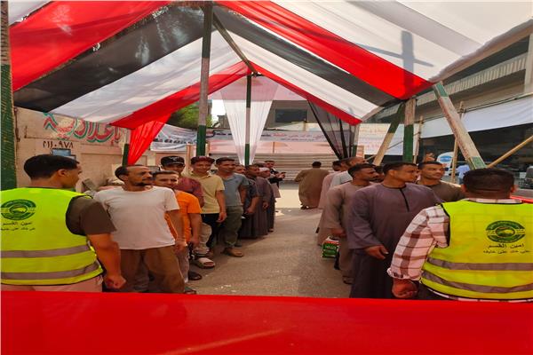  تسهيلات للعمال للادلاء بأصواتهم فى انتخابات الشيوخ 