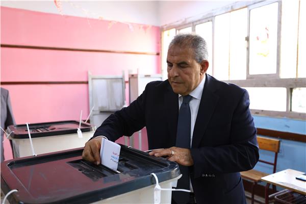 طاهر أبوزيد