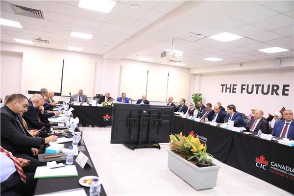اجتماع المجلس الأعلى لشؤون المعاهد العالية الخاصة