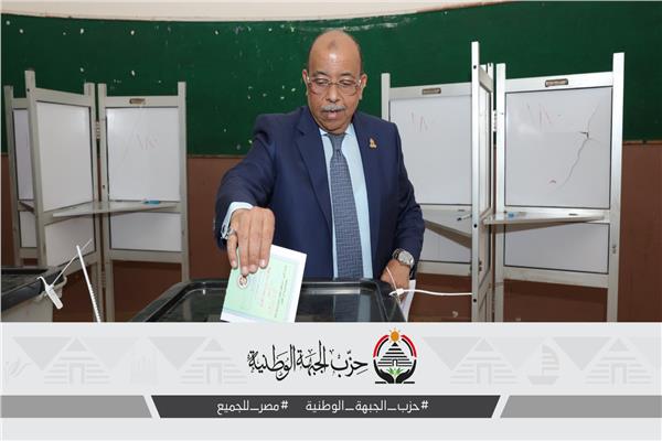 اللواء محمود شعراوي، نائب رئيس حزب الجبهة الوطنية