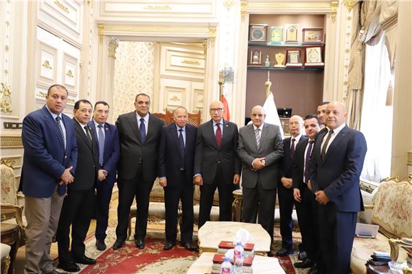 رئيس محكمة النقض خلال استقباله رئيس نادي قضاة جنوب سيناء