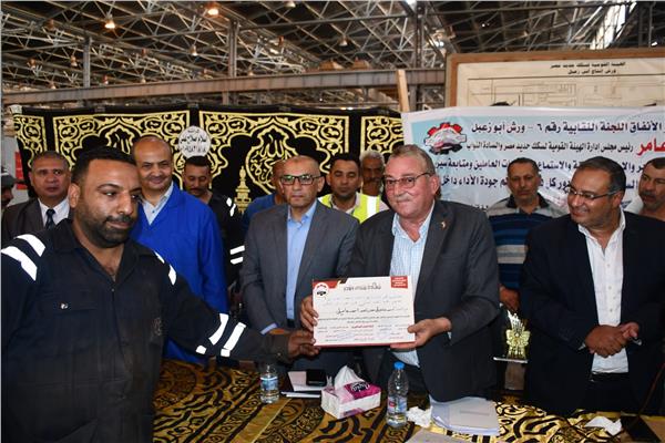 "السكة الحديد" تنظم ندوة توعية لتعزيز السلامة المهنية