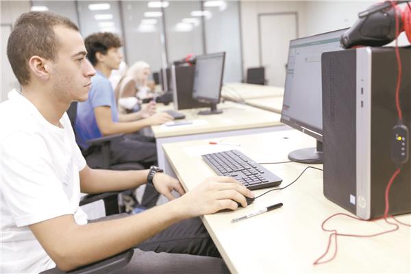 استمرار التنسيق للقبول بالجامعات والمعاهد