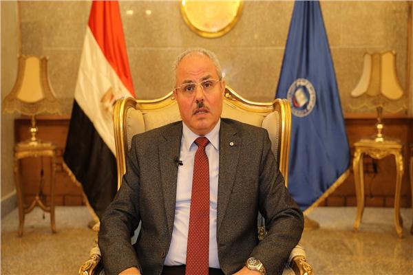  ناصر مندوررئيس جامعة قناة السويس