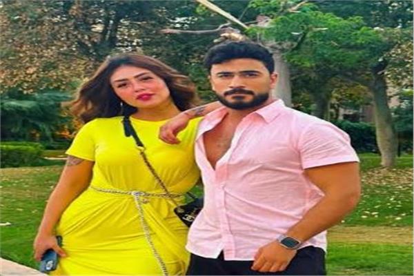 البلوجر محمد أوتاكا وطليقته هدير عبد الرازق