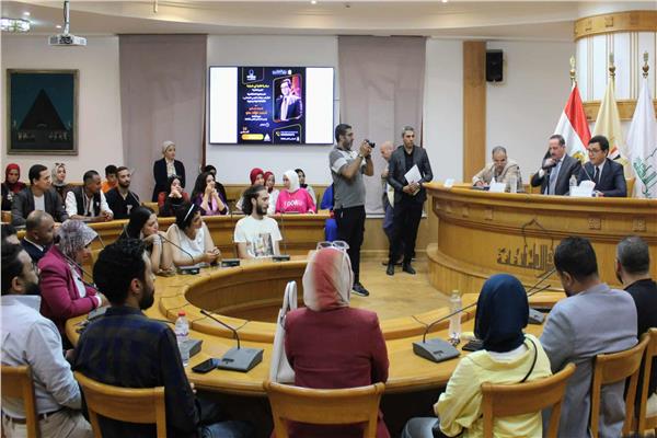 وزير الثقافة يفتتح فعاليات مبادرة “القوة في شبابنا 2” بحوار مفتوح مع الشباب