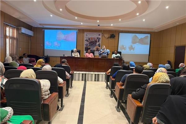 صحة أسيوط تنظم احتفاليه الاسبوع العالمي