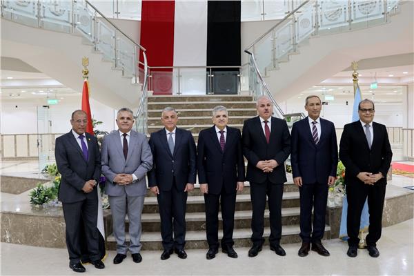خلال اللقاء