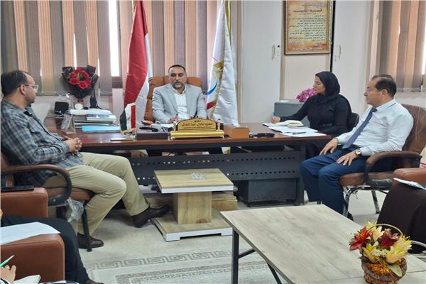 «وكيل صحة سيناء » يناقش خطة تطوير الخدمات الصحية المقدمة للمرضى